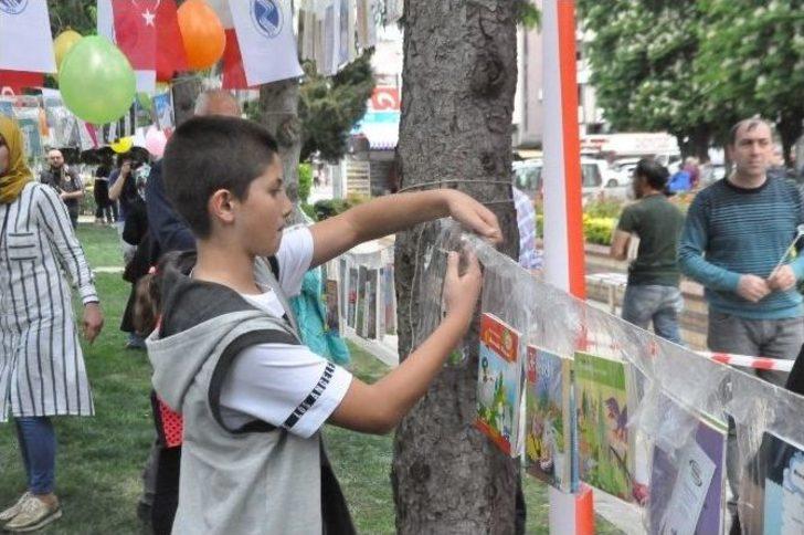 Sakarya’da Ağaçlar Kitap Açtı G4