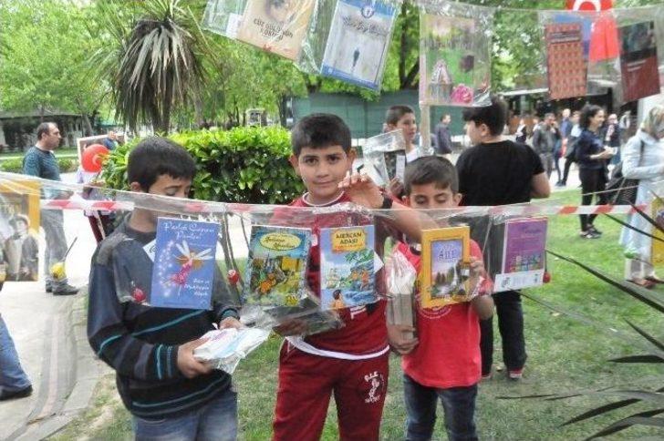 Sakarya’da Ağaçlar Kitap Açtı G5
