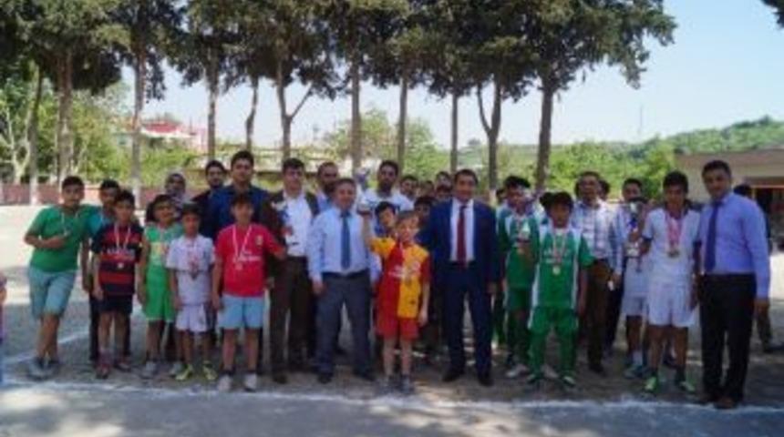 Futbolla &ldquo;toroslar&rsquo;dan Suriye&rsquo;ye Dostluk K&ouml;pr&uuml;s&uuml;&rdquo; Kuruluyor