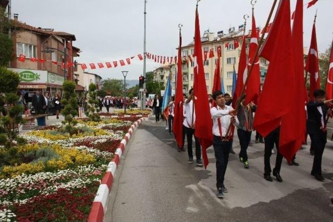 Burdur&rsquo;da &Ccedil;ocuk Bayramı Coşkusu