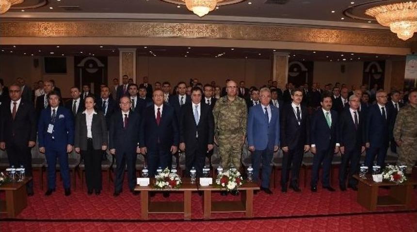 Vali K&uuml;&ccedil;&uuml;k Hsyk Heyetini Ağırladı