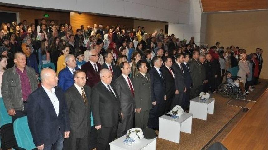 Boz&uuml;y&uuml;k&rsquo;te 23 Nisan Coşkuyla Kutlandı