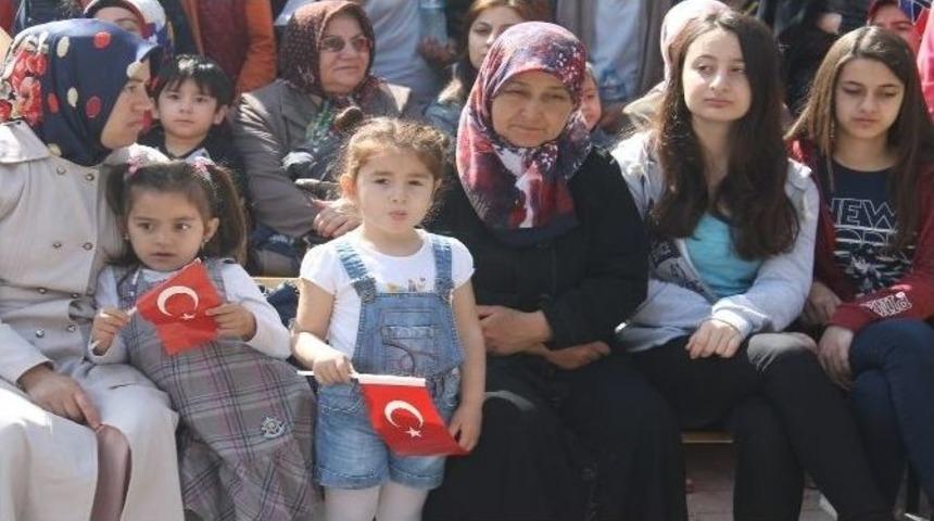 23 Nisan Ulusal Egemenlik Ve &Ccedil;ocuk Bayramı Manyas&rsquo;ta Kutlandı