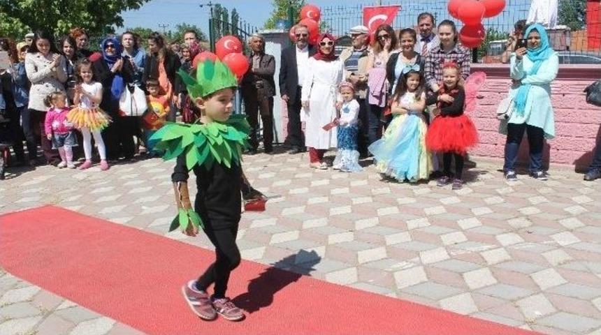 Anaokulu &Ouml;ğrencileri 23 Nisan Bayramını Kutladı