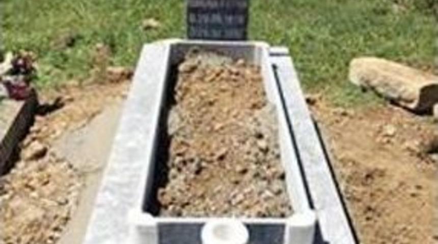 Mezar Taşına, Vasiyet Ettiği S&ouml;z&uuml; Yazıldı