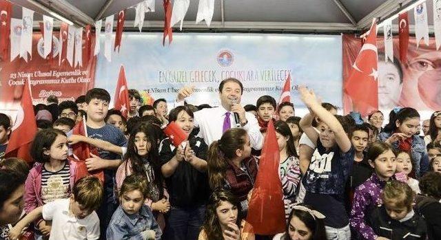 23 Nisan Coşkusu Maltepe’de Yaşandı