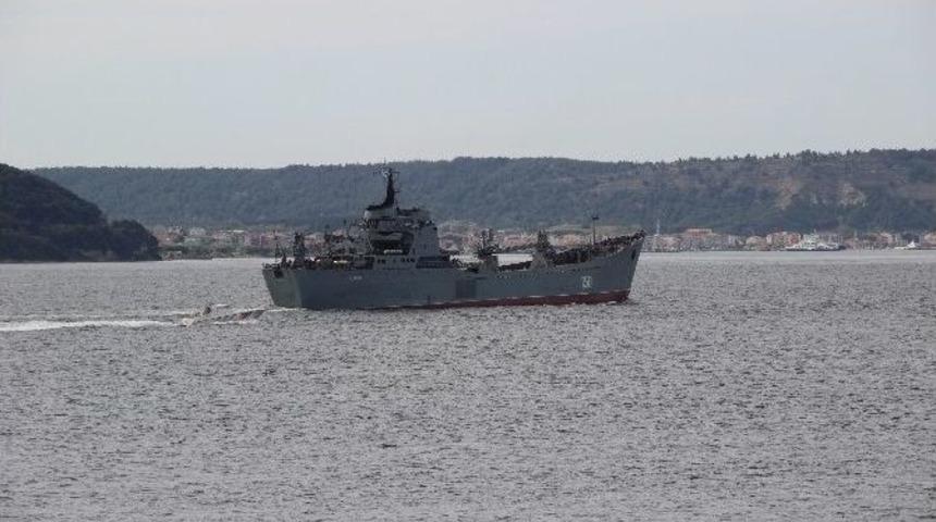Rus Askeri Gemisi &Ccedil;anakkale Boğazı&rsquo;ndan Ge&ccedil;ti