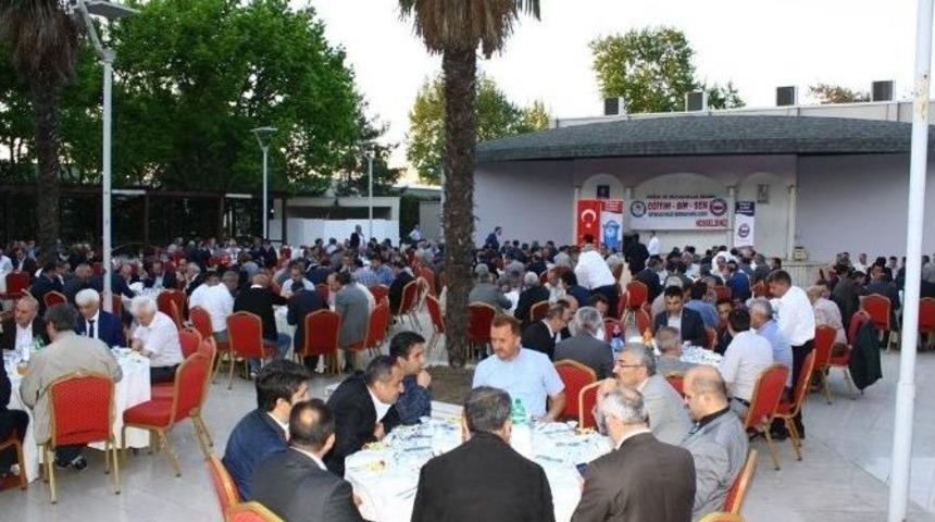 Eğitim-bir-sen Okul M&uuml;d&uuml;rleriyle Buluştu