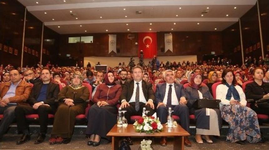 Talas&rsquo;ta &rsquo;en Sevgili&rsquo;nin Anıldığı Gece