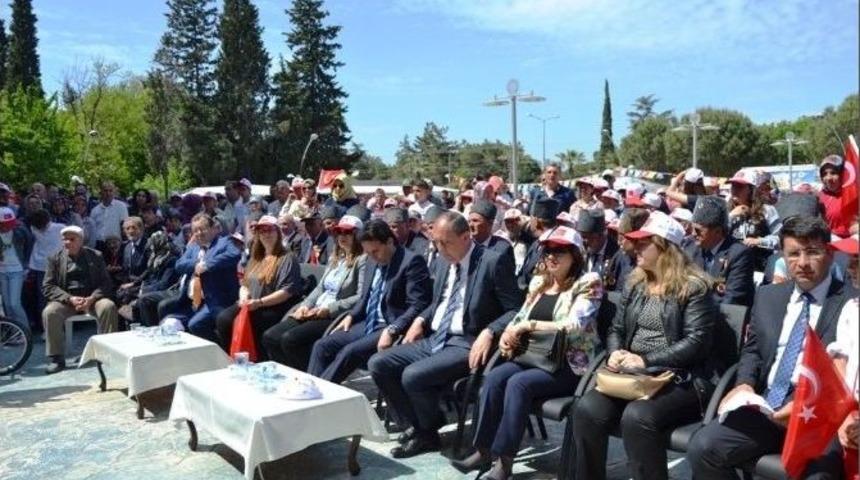 Taraftar Derneklerinden Şehit Ve Gazi Ailelerine Bisiklet Hediye Edildi