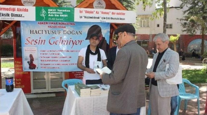 &lsquo;sesin Gelmiyor&rsquo; Kitabının İmza G&uuml;n&uuml; D&uuml;zenlendi