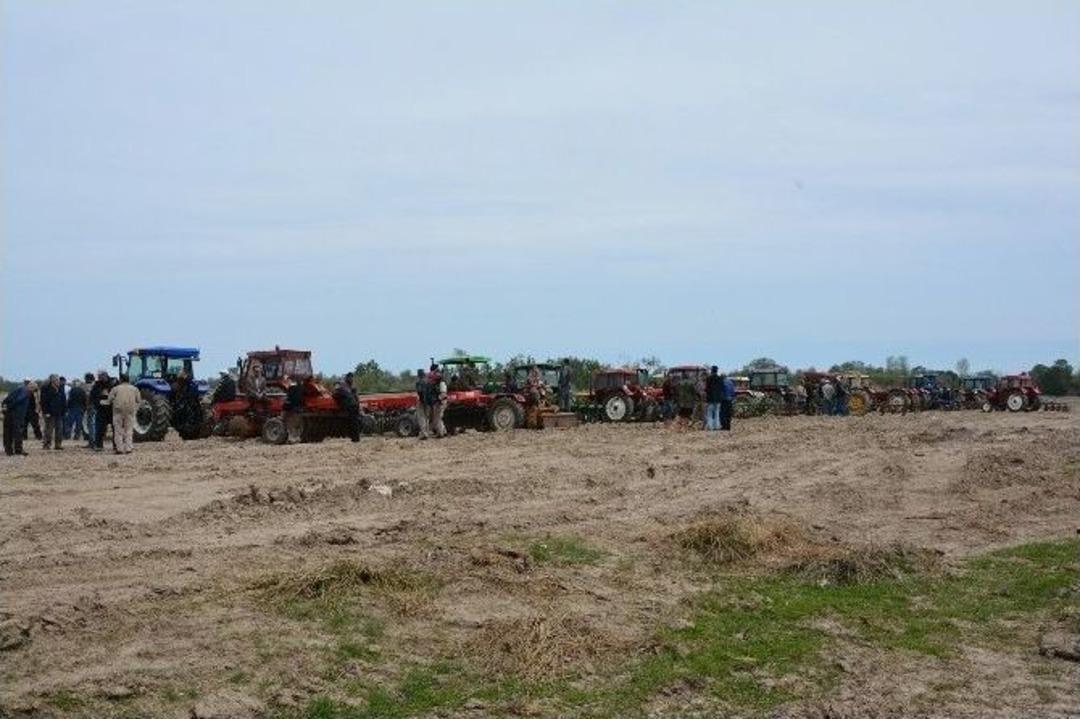 Devlet Kızılırmak Yatağını Değiştirince İki Mahalle Birbirine D&uuml;şt&uuml;