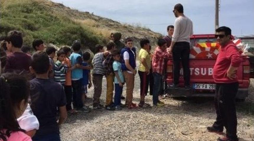 Fo&ccedil;a&rsquo;da Miniklerin U&ccedil;urtma Keyfi