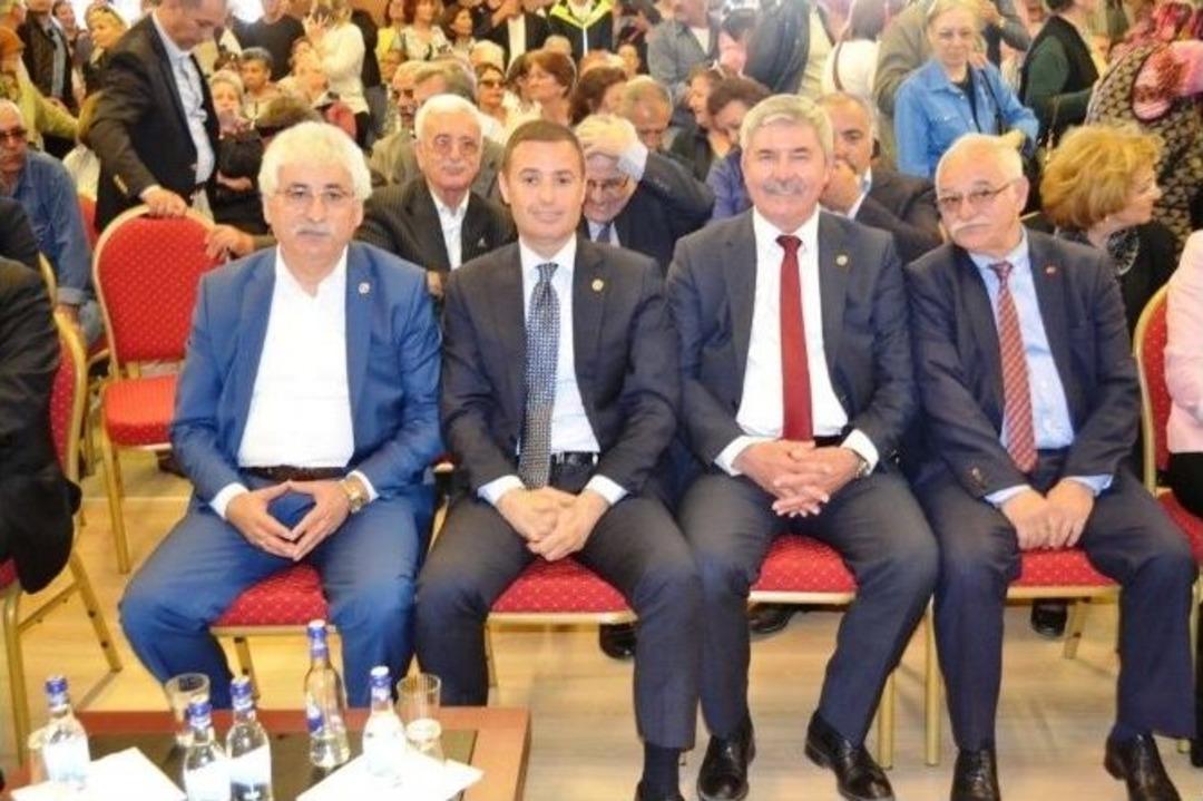 Ayvalık&rsquo;ta Uluslararası Teferi&ccedil; Şenlikleri Ve Cumhuriyet K&uuml;lt&uuml;r Merkezi A&ccedil;ılış Coşkusu