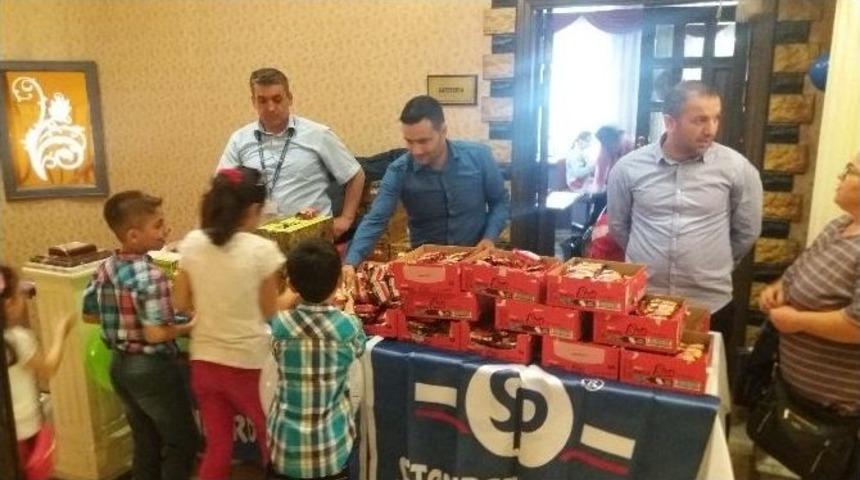 Standard Profil &Ccedil;alışanlarının &Ccedil;ocukları 23 Nisanı Kutladı