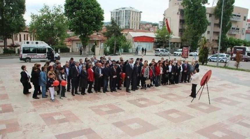 Chp Bilecik İl Başkanlığı&rsquo;ndan Alternatif 23 Nisan Kutlaması