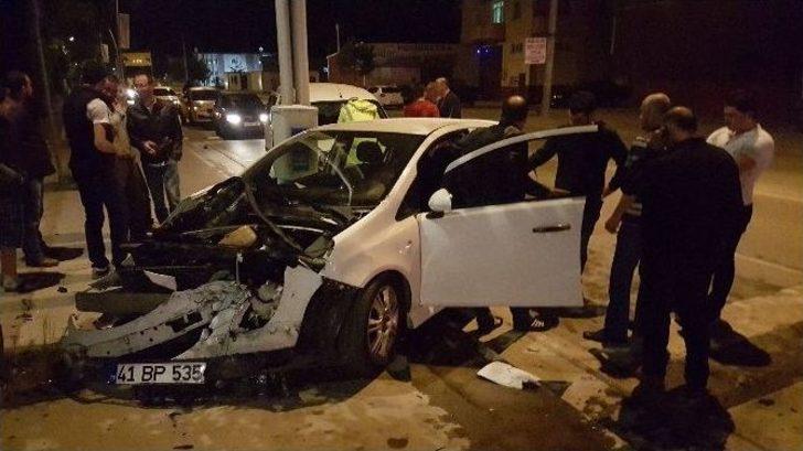 Aşırı Hız Yine Kaza Getirdi: 3 Yaralı G5