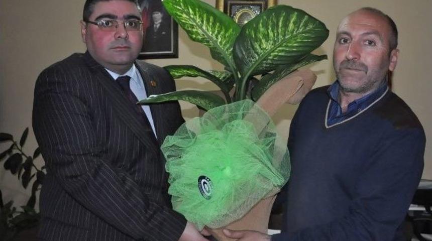 Kkdgc Başkanı Daşdelen&rsquo;den &Ouml;d&uuml;l Alan İha Muhabiri &Ccedil;apanoğlu&rsquo;na Tebrik Ziyareti