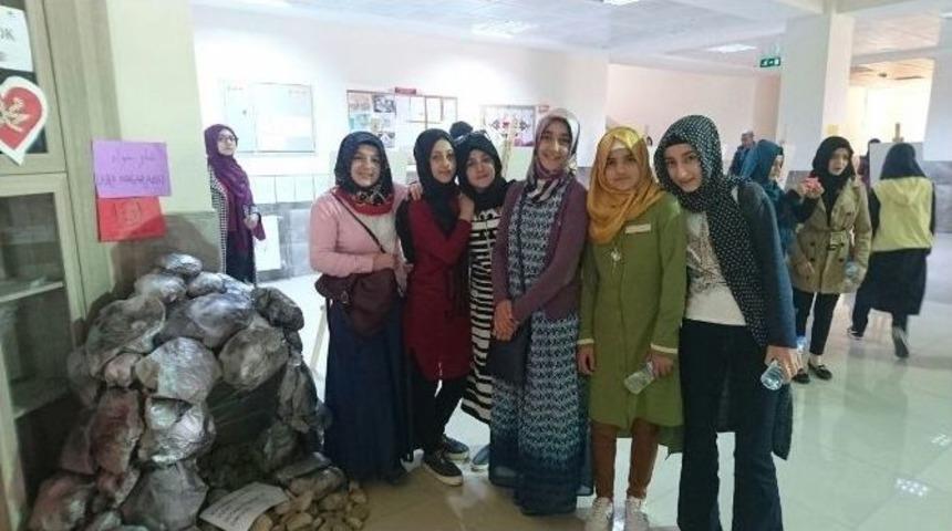 &Ouml;ğrencilere Teog &Ouml;ncesi Moral Gezisi