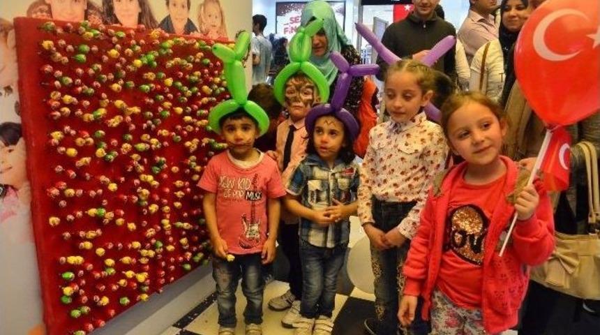 &Ccedil;ocuklar Eğlendi Veliler İzledi