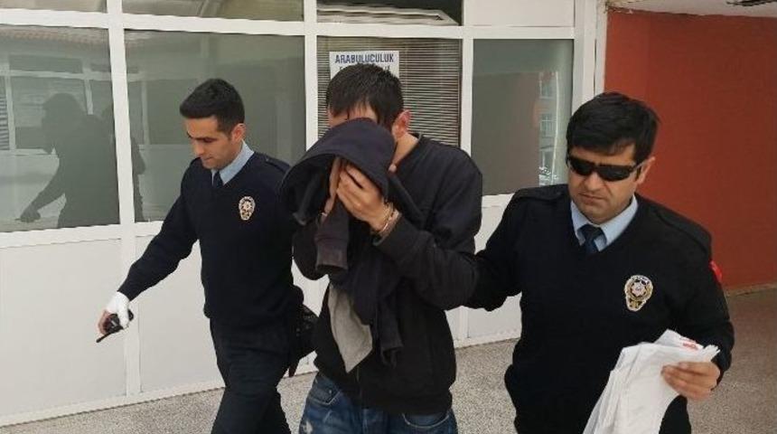 (&ouml;zel Haber) Duvarı Delerek Kuyumcuyu Soymak İsteyen Şahıs Yakalandı