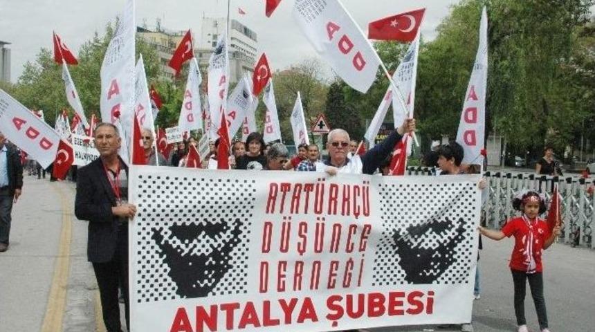 Başkent&rsquo;te 3 Bin Kişilik Ter&ouml;re Tepki Y&uuml;r&uuml;y&uuml;ş&uuml;