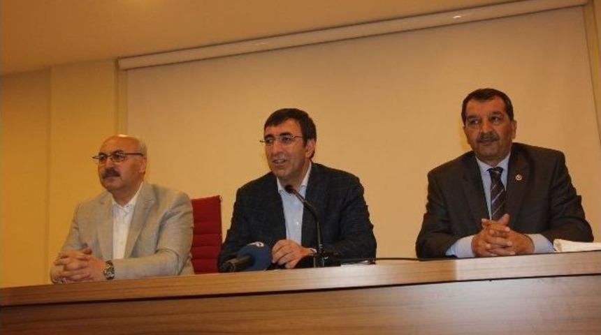 Bakan Yılmaz Bing&ouml;l Temaslarını S&uuml;rd&uuml;r&uuml;yor