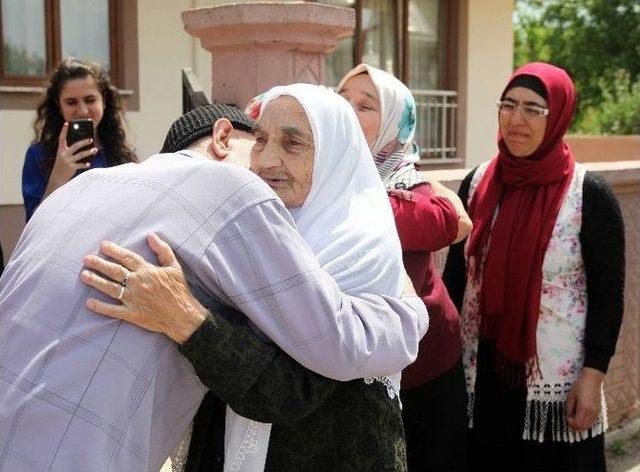 Ahıska Türkleri’nin 71 Yıl Sonra Gelen Mutluluğu