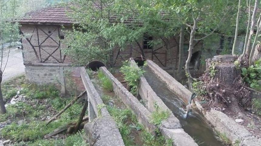 800 Yıllık Su Değirmeni İlgi Bekliyor