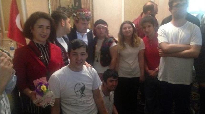 Engelli Minikler Vosvoslarla Şehir Turu Attı