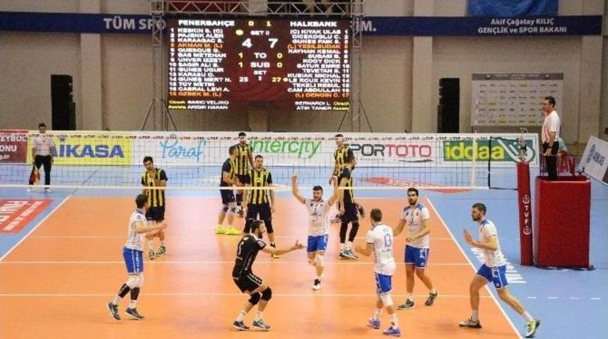 Erkekler Voleybol 1. Lig’de Şampiyon Halkbank
