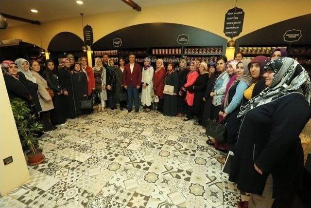 Gen&ccedil;: &ldquo;kadınlara En &Ccedil;ok Yatırım Yapan Belediyeyiz&rdquo; 1