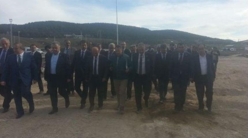 Orman Ve Su İşleri Bakan Yardımcısı Harun T&uuml;fekci, Sarıkamış&rsquo;ta İncelemelerde Bulundu
