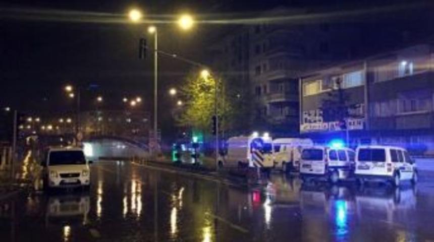 Bolu&rsquo;da Ş&uuml;pheli &Ccedil;anta F&uuml;nye İle Patlatıldı