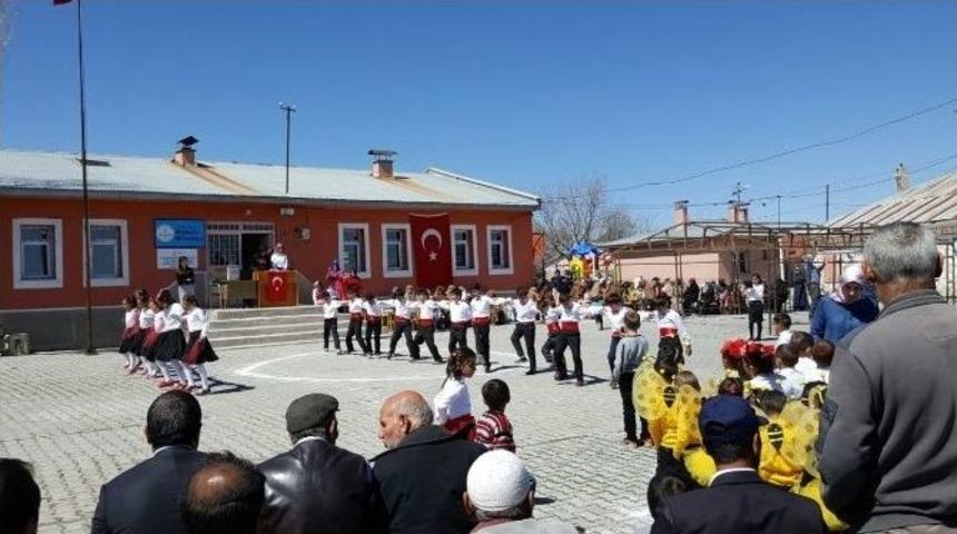 Er-vak Gen&ccedil;lik&rsquo;ten 23 Nisan S&uuml;rprizi