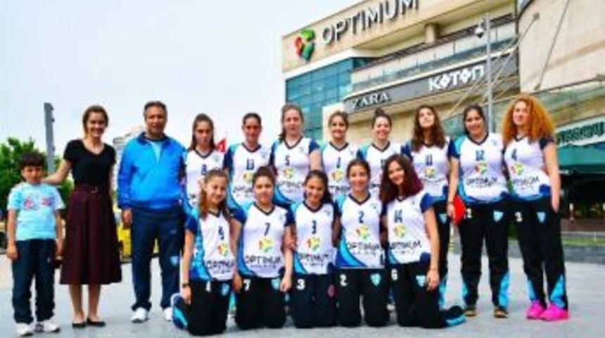 Optimum Avm Adana Voleybol Spor Kul&uuml;b&uuml;&rsquo;ne Forma Sponsoru Oldu