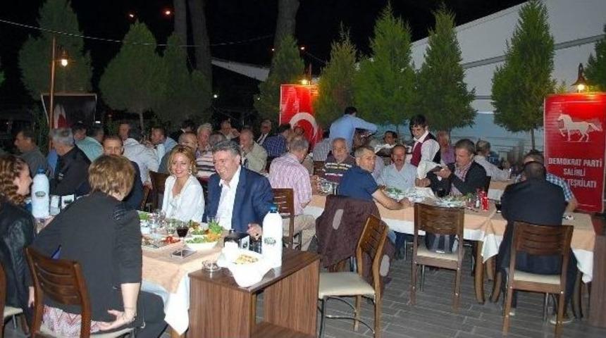 Demokrat Parti&rsquo;li Başkanlar Salihli&rsquo;de Yemekte Buluştu
