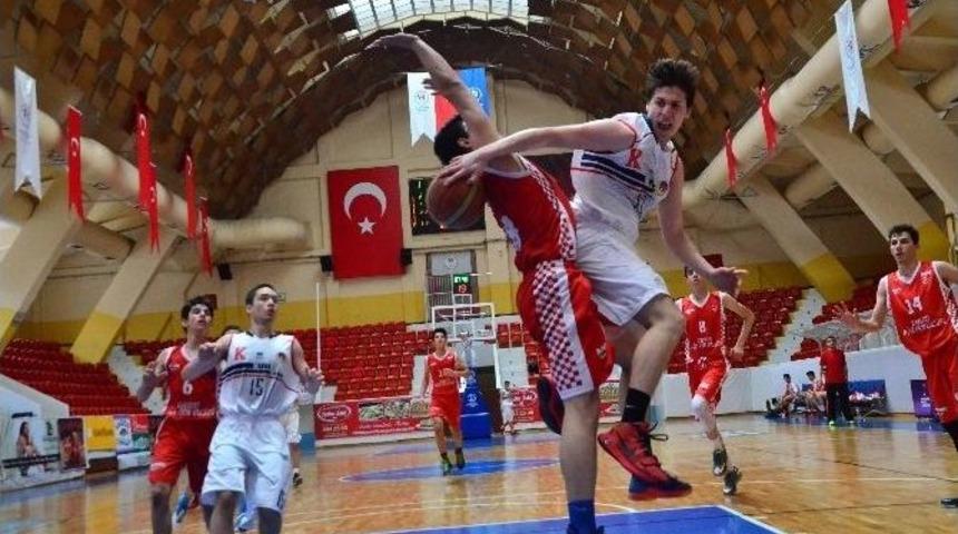 T&uuml;rkiye Okullararası Basketbol Yarı Final M&uuml;sabakaları