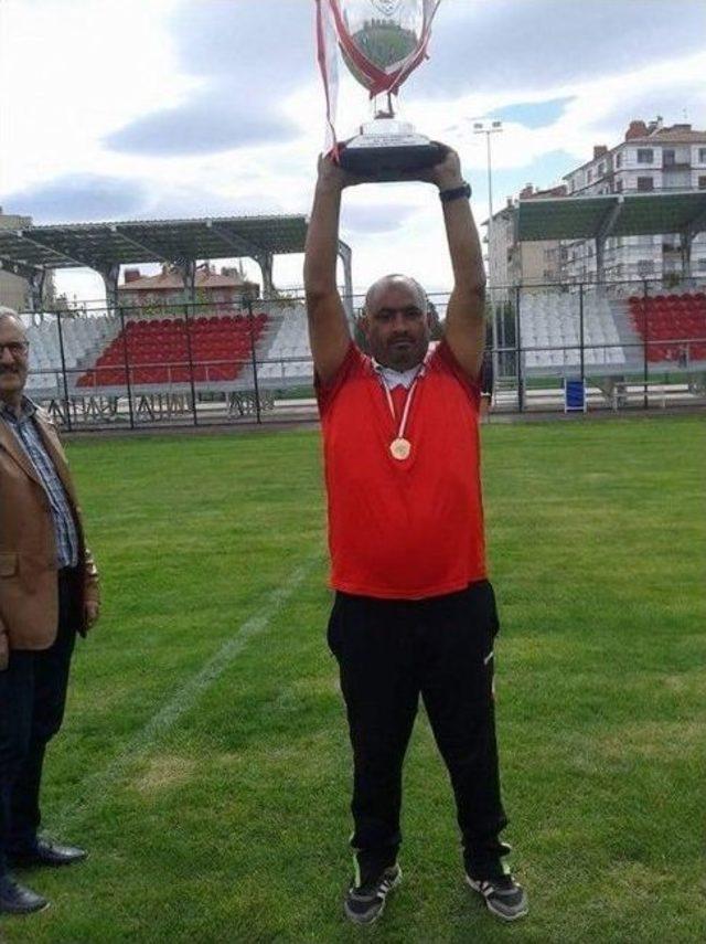 Akdeniz Belediyesi U15 Futbol Takımı Türkiye Şampiyonu