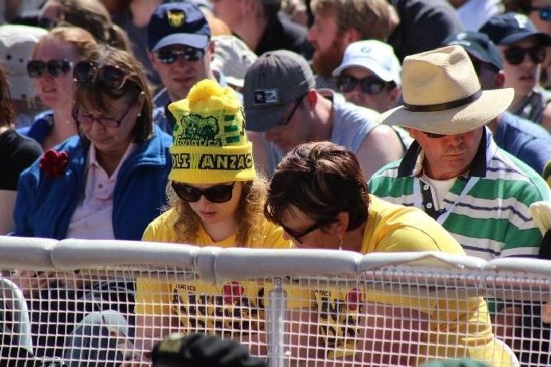 Atalarını Haka Dansıyla Andılar