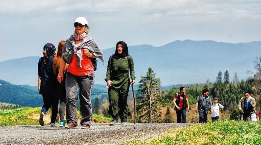Şehrin Yaylalarını Keşfediyorlar