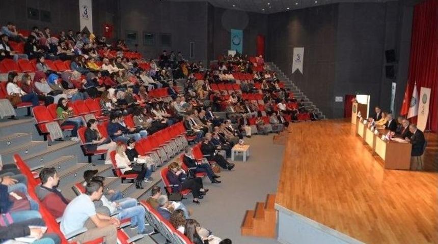 Ermeni Meselesi 101. Yılında Uludağ &Uuml;niversitesi&rsquo;nde Masaya Yatırıldı
