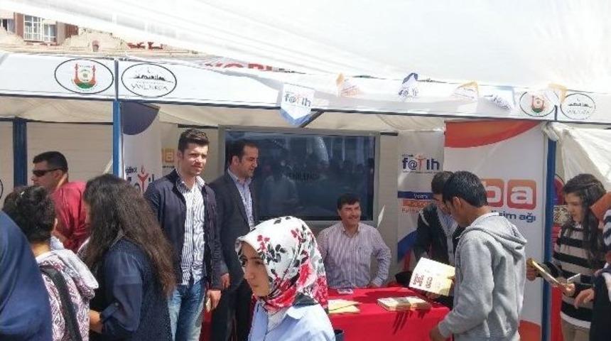 Viranşehir De Kariyer G&uuml;nlerinde Eba Tanıtıldı