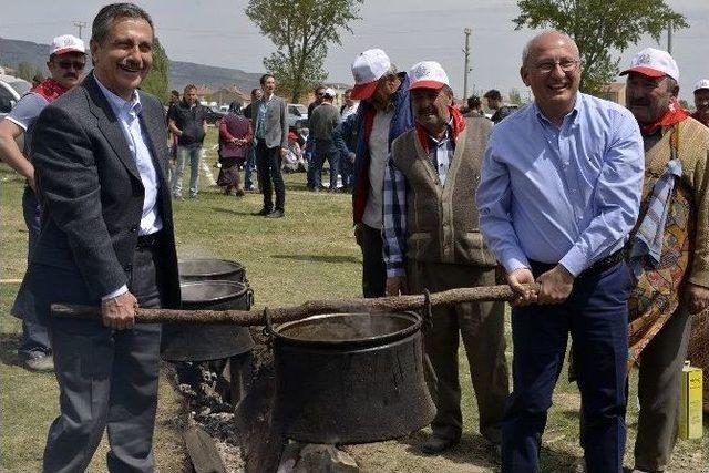 Ataç Ve Çakırözer Yağmur Dualarını Katıldı