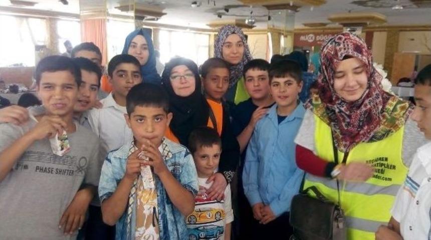 Suriyeli Ailelere Destek Oldular
