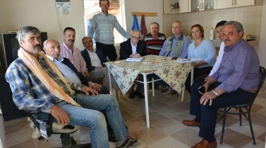 Komisyon &Uuml;yeleri Mahalle Ziyaretlerini S&uuml;rd&uuml;r&uuml;yor