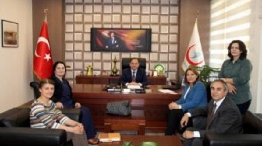 Ebeler Derneği&rsquo;nden İl Sağlık M&uuml;d&uuml;r&uuml;ne Ziyaret