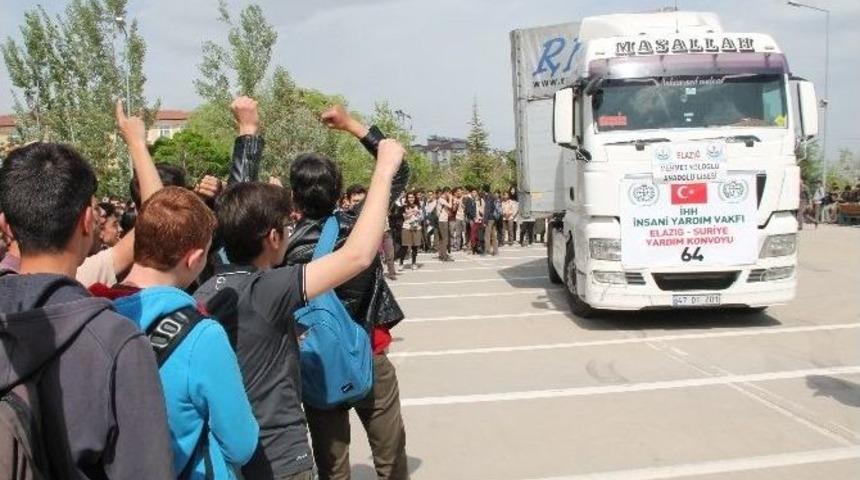 &Ouml;ğrenciler&rsquo;den, Suriye&rsquo;ye 1 Tır Yardım