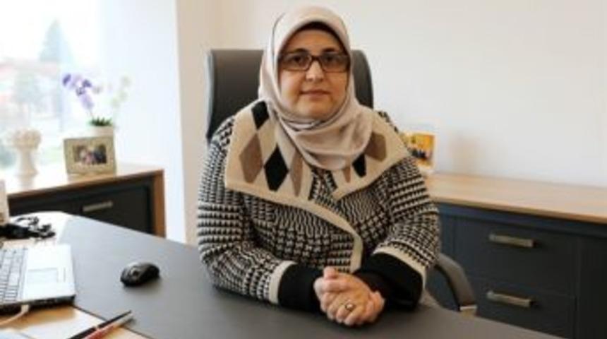 Psikolog Karapınar Teog Sınavına Girecek Öğrenci Ve Ailelerine Tavsiyelerde Bulundu