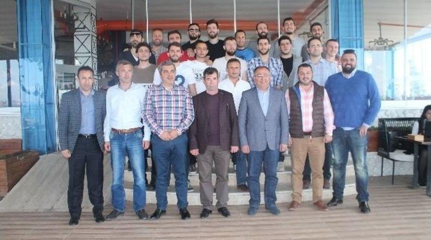 Yalova Group Belediyespor Sezonu Tamamladı